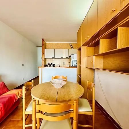 Global Immo 1027 Lägenhet *