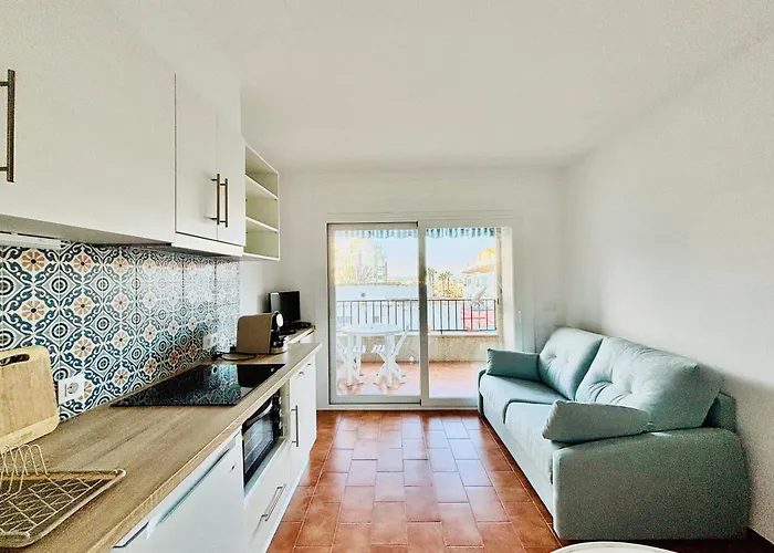 Global Immo 1027 Apartamento *